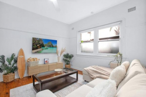 Sea Breeze Retreat, Central Location, Ground Floor Convenience, Perfect for Families and Business Travelers, Sydney